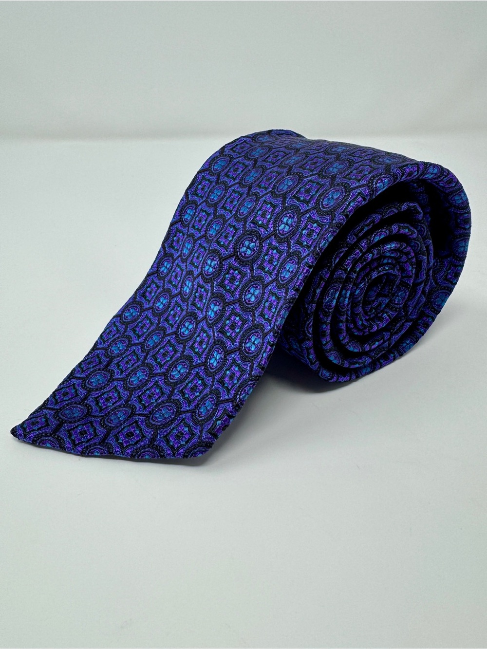 Robert Talbott Seven Fold #7/40 Purple Italian Silk XL Tie